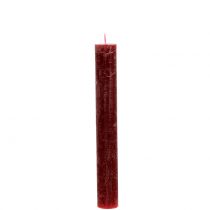 Artículo Velas cónicas unicolor rojo oscuro 34mm x 240mm 4ud