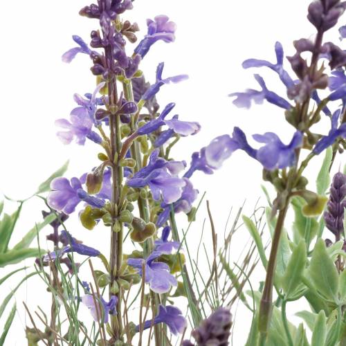 Artículo Decoración de flores de lavanda en una maceta de plantas artificiales.