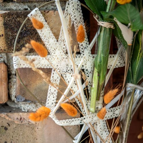 Artículo Cinta de encaje color crema, cinta de crochet, cinta decorativa de 18 mm de ancho y 20 m de largo.